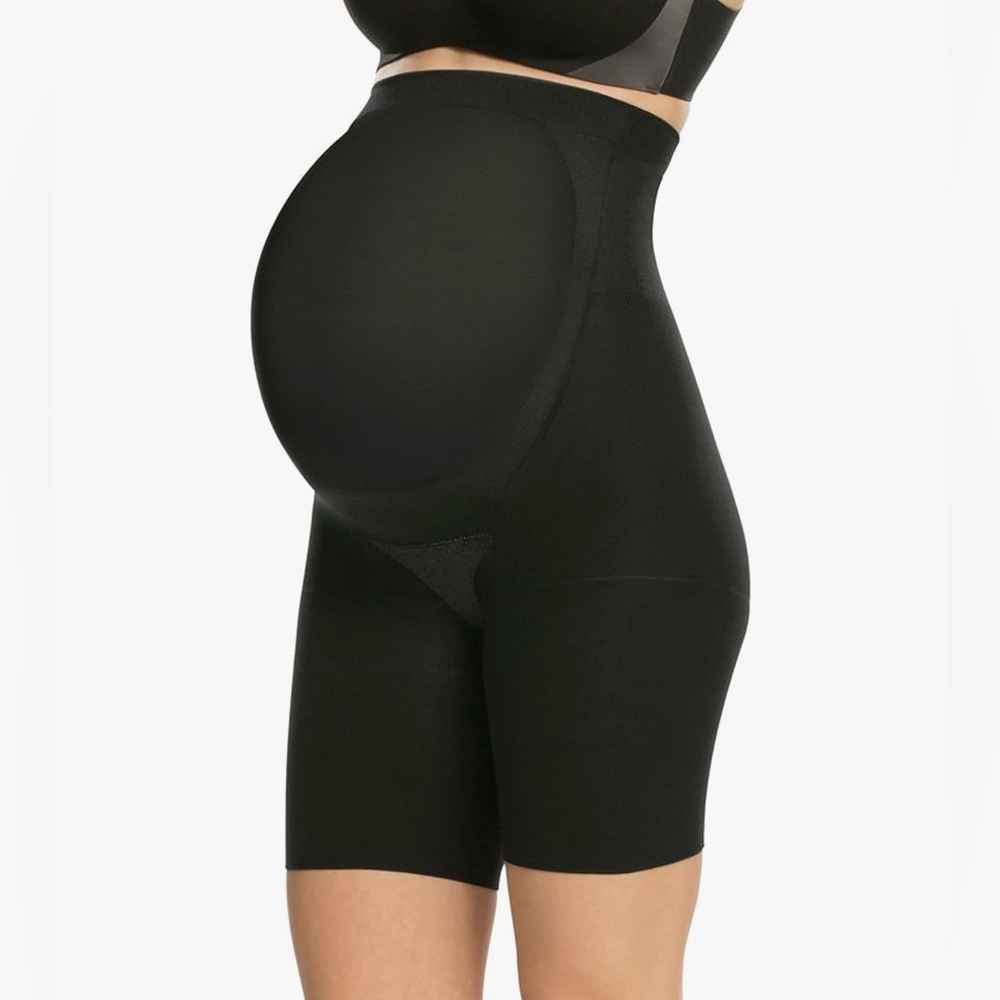 SPANXshape Mama Mid-Thigh Short Comfortable Tummy Control Shapewear